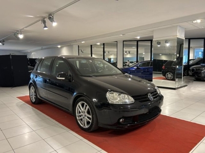 Volkswagen Golf 1.9 TDI 5p. Blue-T usato