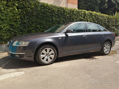 Audi A6 2.4 V. 6