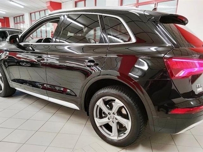 AUDI Q5 2.0 TDI quattro S tronic Business Sport