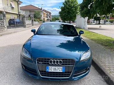 Audi tt 2.0 quattro