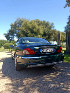 Bellissima Jaguar X-Type 2.0 D