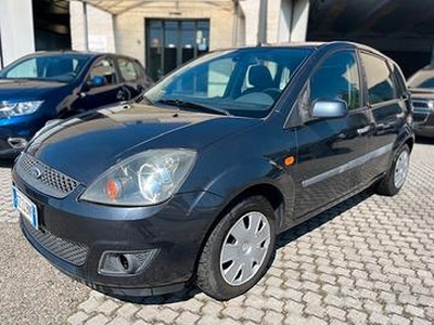 Ford Fiesta 1.4 TDCi 5p. Ghia