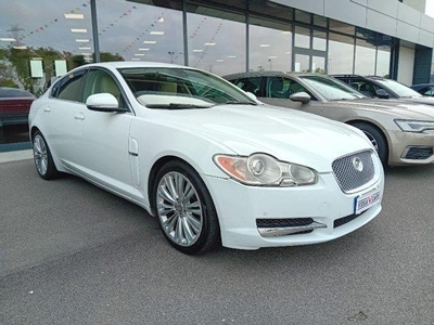 JAGUAR XF 3.0 D V6 Luxury