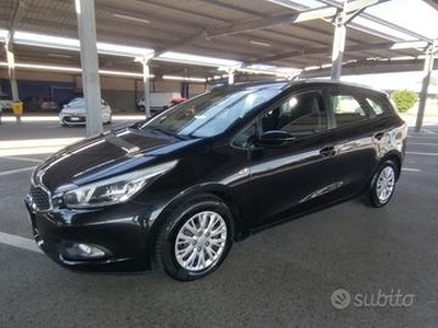 Kia Ceed cee'd 1.6 CRDi 110 CV. SW Cool-GARANZIA 1