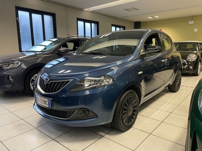 Lancia Ypsilon 1.0 FireFly