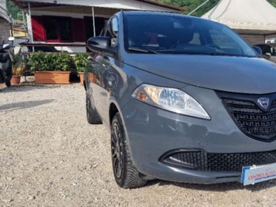 Lancia Ypsilon 1.2 69 CV 5 porte Gold usato