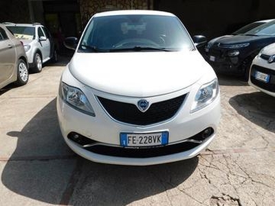 Lancia Ypsilon 1.3 MJT 16V 95 CV 5 porte S&S Plati