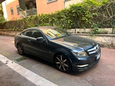 Mercedes Benz C Coupe 220 CDI Blueefficiency