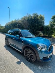 MINI COUNTRYMAN D business