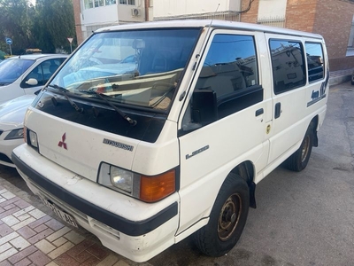 Mitsubishi L300 4x4 Offroad camperVan 1990