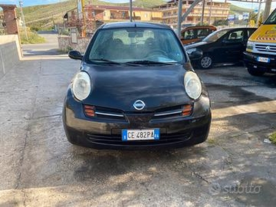 Nissan micra neopatentati trattabile