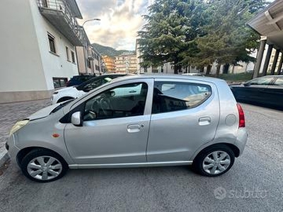 Nissan Pixo a