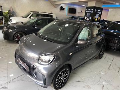 NUOVA SMART FORFOUR EQ PRIME RACING GREY 82CV AUTO