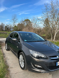 Opel astra 1.7 diesel 2014 142000 km
