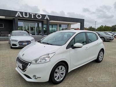 PEUGEOT 208 1.4 HDi 68 CV 5p. Allure