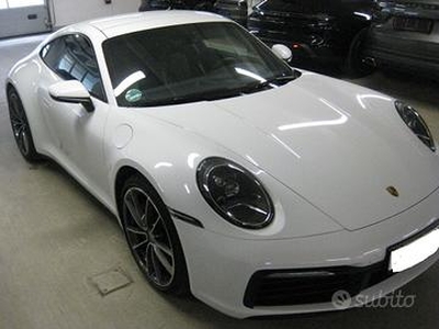 Porsche 992 Carrera