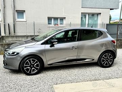 Renault clio neopatentati