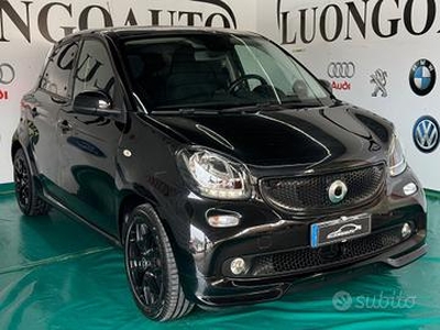 Smart ForFour Total Black Passion-Tetto Panoramcio