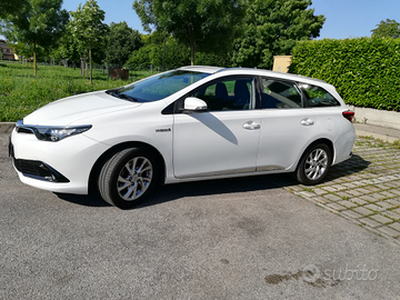 VENDUTA Toyota Auris Touring 1,8 Hybrid Active