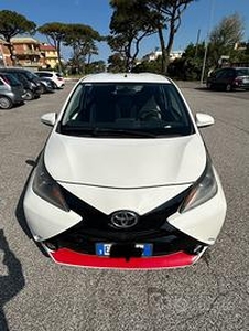 Toyota aygo 1.0 benzina automatica 4 porte