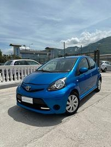 Toyota Aygo Connect 1.0 VVT-i 72 CV 5 porte x-clus