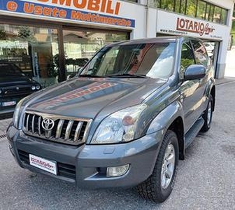 TOYOTA Land Cruiser Prado 3.0 D-4D 3 PORTE EXECU