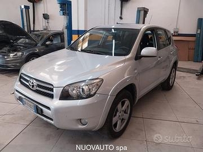 Toyota RAV4 2.2 D-4D 177 CV Sol Plus