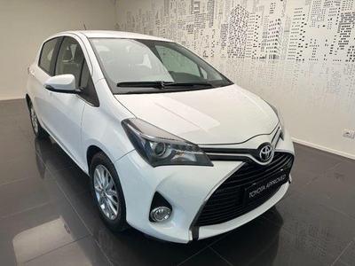 TOYOTA YARIS 1.0 5 porte Lounge