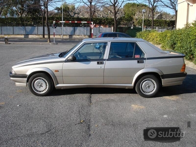 Usato 1987 Alfa Romeo 75 2.0 Benzin 148 CV (17.500 €)