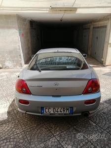 Usato 2002 Hyundai Coupé 1.6 Benzin 105 CV (4.500 €)