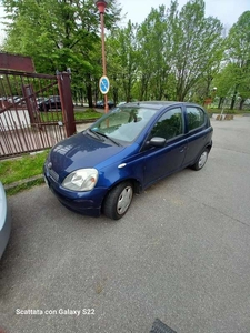 Usato 2002 Toyota Yaris 1.0 Benzin 68 CV (1.900 €)