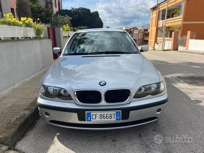 Usato 2003 BMW 318 Benzin (4.800 €)