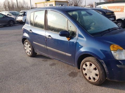 Usato 2005 Renault Modus 1.1 Benzin 75 CV (1.800 €)