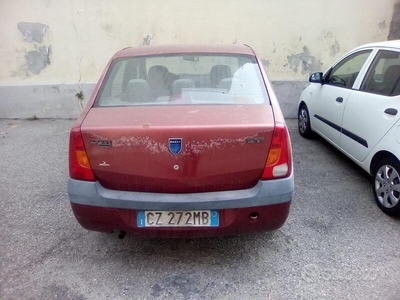 Usato 2006 Dacia Logan 1.6 Benzin 87 CV (1.000 €)