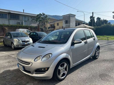 Usato 2006 Smart ForFour 1.1 Benzin 75 CV (2.850 €)