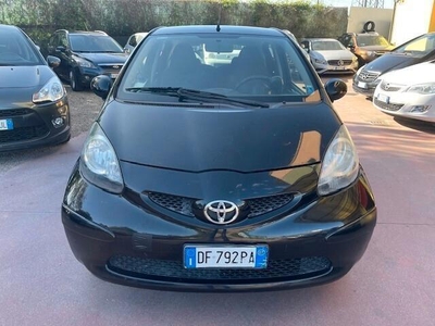 Usato 2007 Toyota Aygo 1.0 Benzin 68 CV (3.499 €)