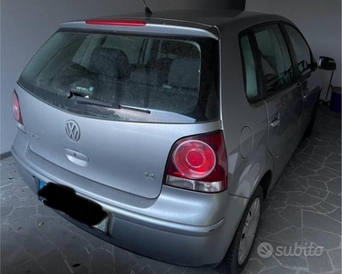 Usato 2007 VW Polo 1.4 Benzin 80 CV (1.500 €)