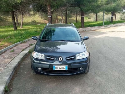 Usato 2008 Renault Mégane II 1.5 Diesel 106 CV (1.850 €)