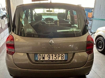 Usato 2009 Renault Grand Modus 1.1 Benzin 101 CV (3.000 €)