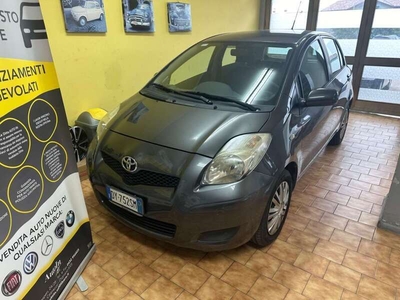 Usato 2009 Toyota Yaris 1.0 Benzin 69 CV (5.900 €)