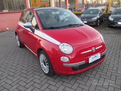 Usato 2010 Fiat 500 1.2 Benzin 69 CV (7.300 €)