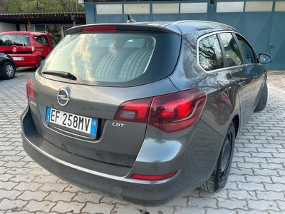 Usato 2010 Opel Astra 1.7 Diesel 110 CV (3.800 €)