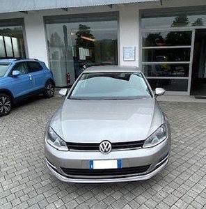 Usato 2013 VW Golf Benzin (10.500 €)