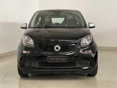 Usato 2015 Smart ForFour 1.0 Benzin 71 CV (8.900 €)