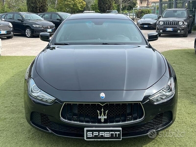 Usato 2016 Maserati Ghibli 3.0 Diesel 275 CV (32.900 €)