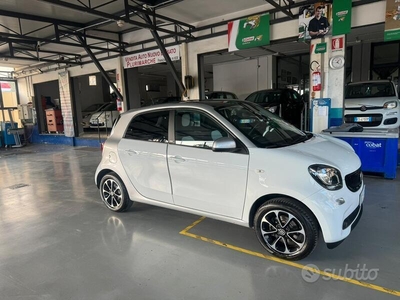 Usato 2016 Smart ForFour 1.0 Benzin 71 CV (10.000 €)