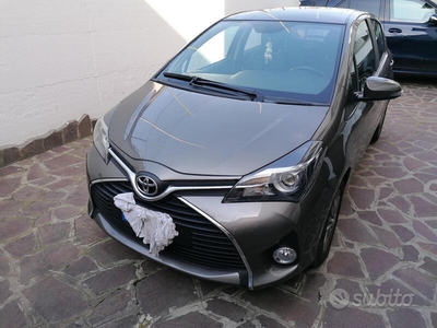 Usato 2017 Toyota Yaris 1.0 Benzin 69 CV (11.500 €)