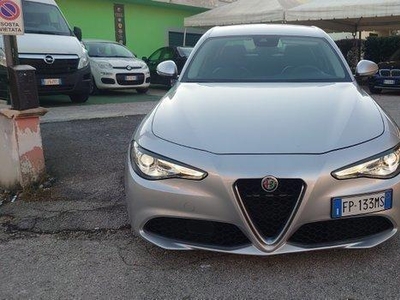 Usato 2018 Alfa Romeo Giulia 2.2 Diesel 150 CV (19.900 €)