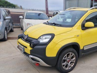 Usato 2018 Fiat Panda Cross 1.2 Diesel 95 CV (16.990 €)