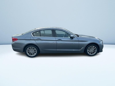 Usato 2019 BMW 530 2.0 Benzin 251 CV (26.900 €)